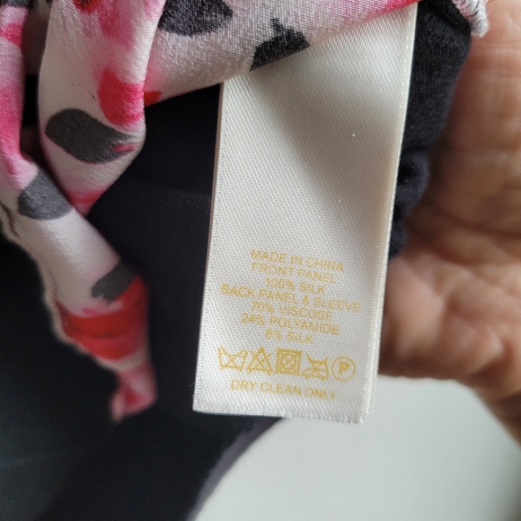 KATE SPADE Roses Floral Black Pink Cardigan Sweater 3/4 Sleeves XS - Picture 7 of 7